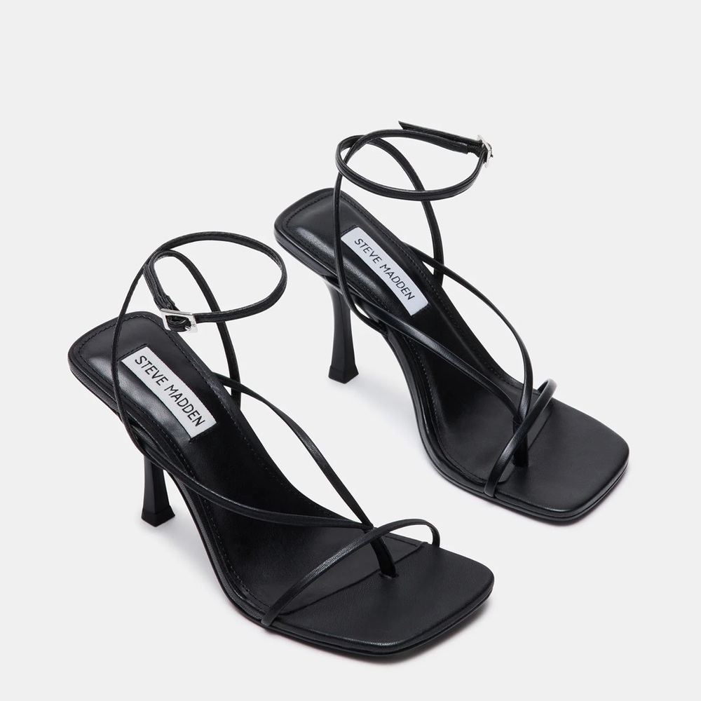 Steve Madden Black Annie Heels